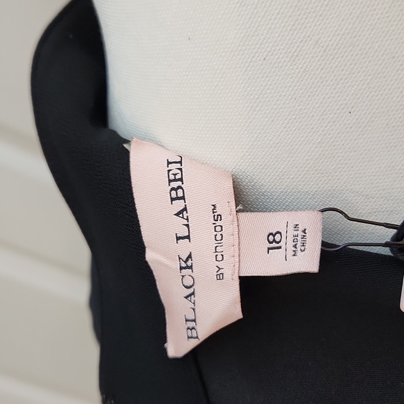Black Label by Chico's NWT Women's Apllique Top Black Size 18 - Picture 5 of 13